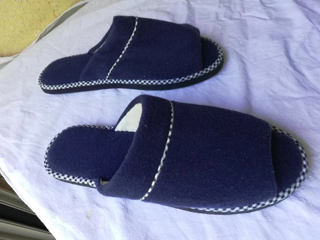 Pantufas-Mulas abertas na frente em esponja Marine tamanho 40- novas – photo 2